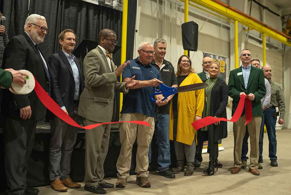 BANDIT-RIBBON-CUTTING-MT-PLEASANT